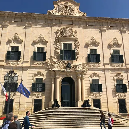 Kaboo בית הארחה *