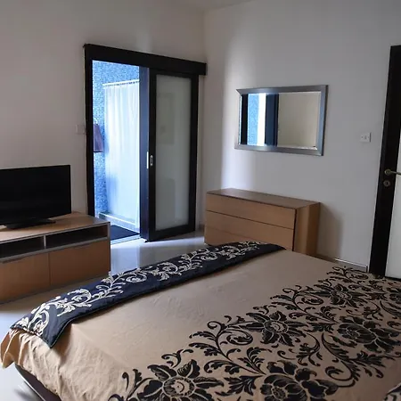 Kaboo בית הארחה