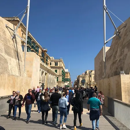 Kaboo 招待所 Pietà