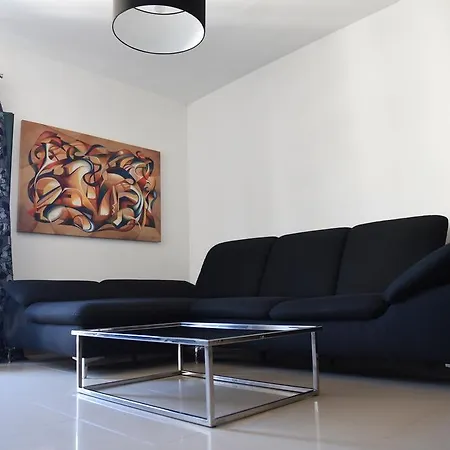 Kaboo 招待所 Pietà